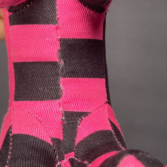 Victoria’s Secret Pink stuffeddog #1 - Picture 5 of 8